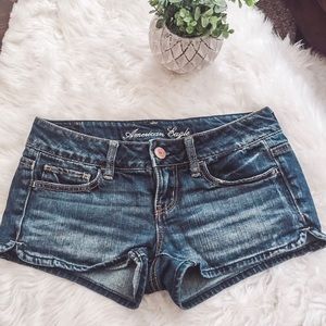 Size Zero American Eagle Short Shorts